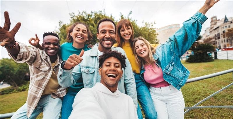 Enhancing Your Natural Smile: The Art and Science of Bespoke Porcelain Veneers in London