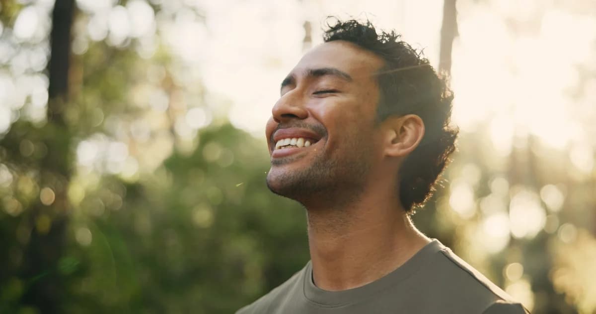 Smile Makeovers for Men: Why More UK Men Are Choosing Aligners