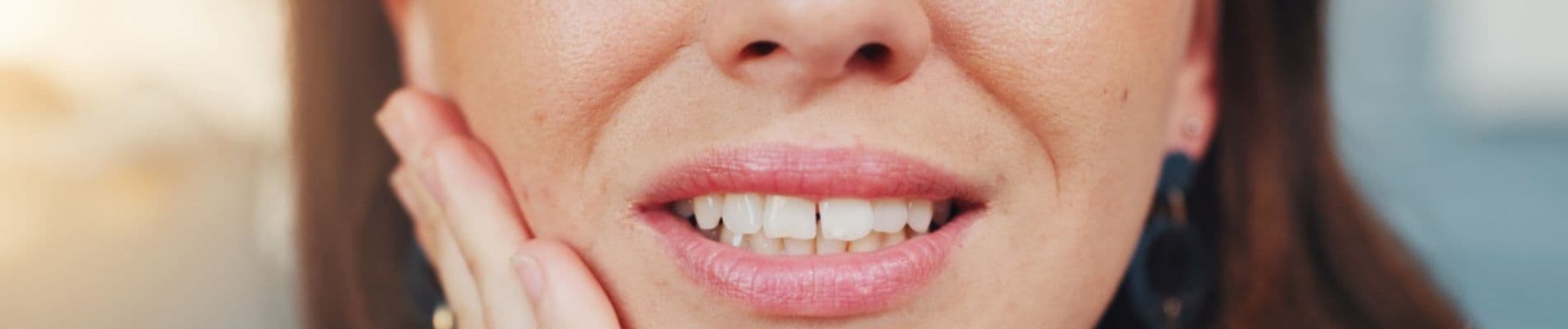 Crown vs Extraction: A Patient Guide to Making the Right Choice