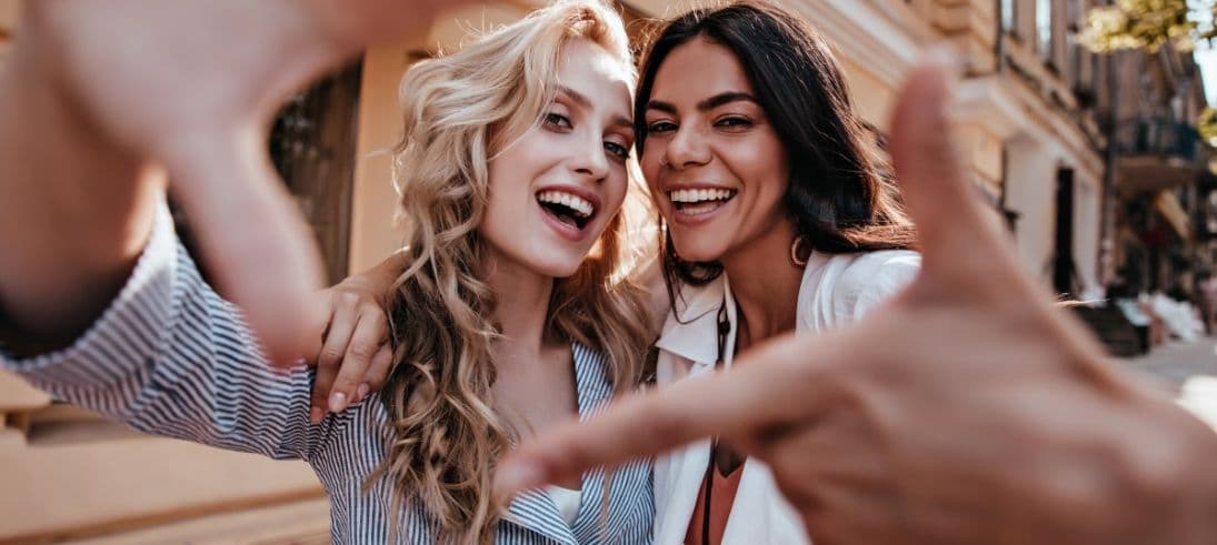 Can Mouthwash Replace Flossing?