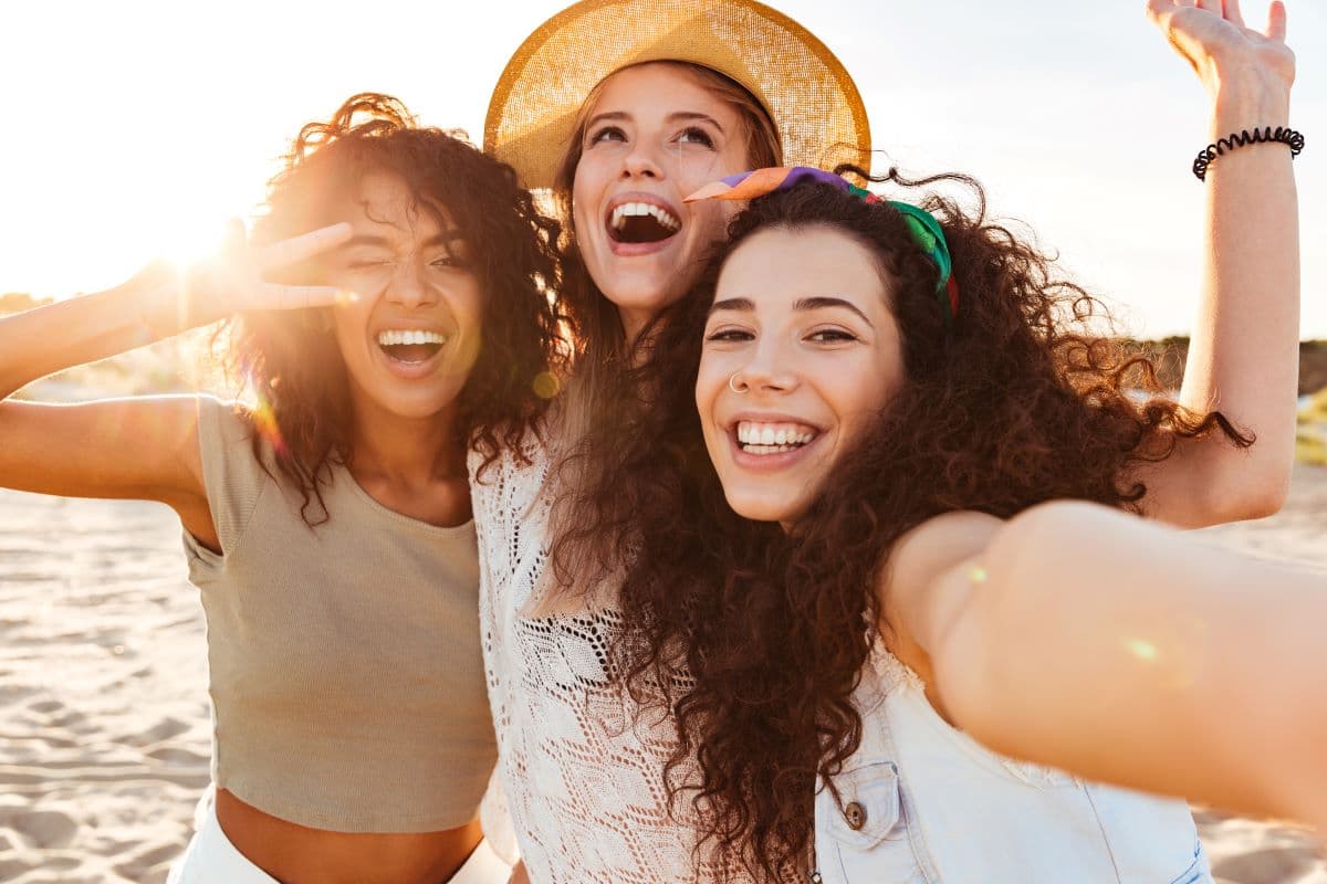 Do Veneers Damage Natural Teeth? What Really Happens to Enamel During Preparation