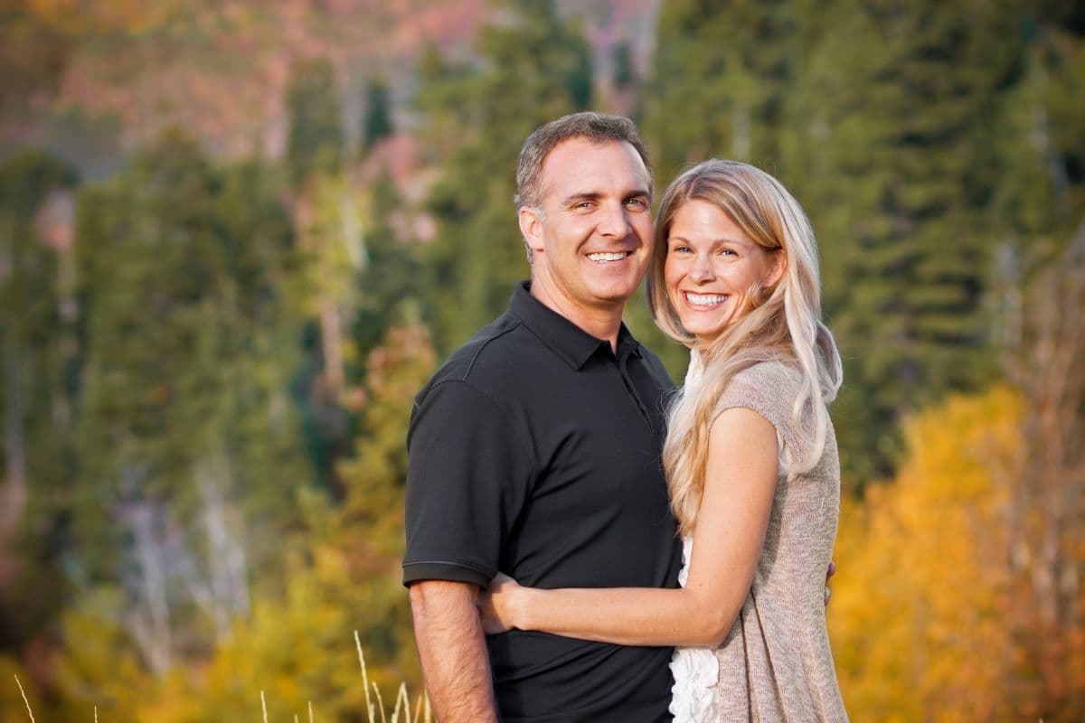 Can composite bonding repair severely worn front teeth?