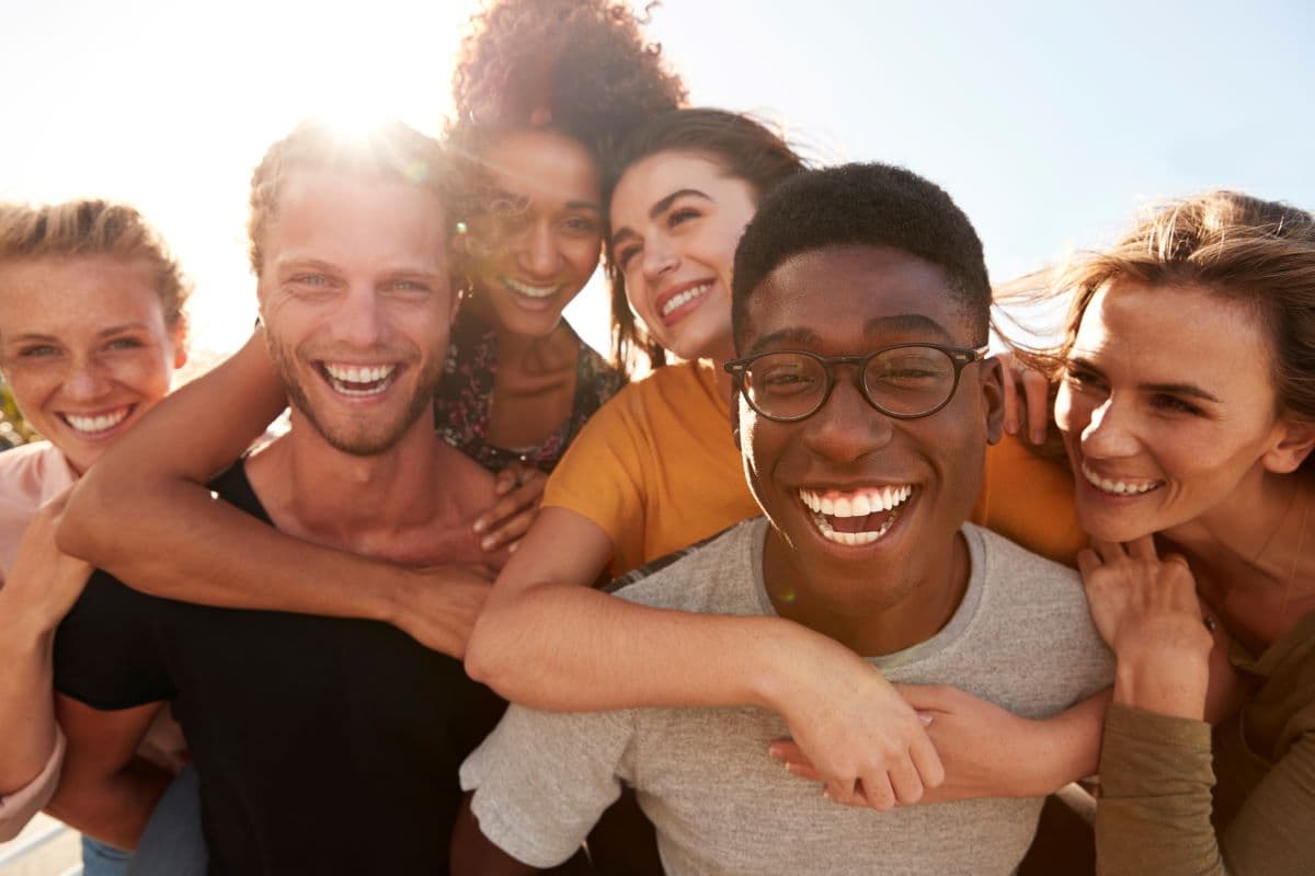 Can poorly designed crowns cause gum inflammation or recession?