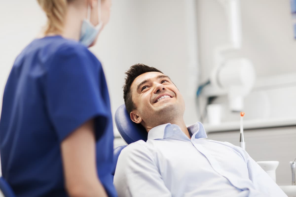Gingivitis vs Periodontitis: What Is the Difference?