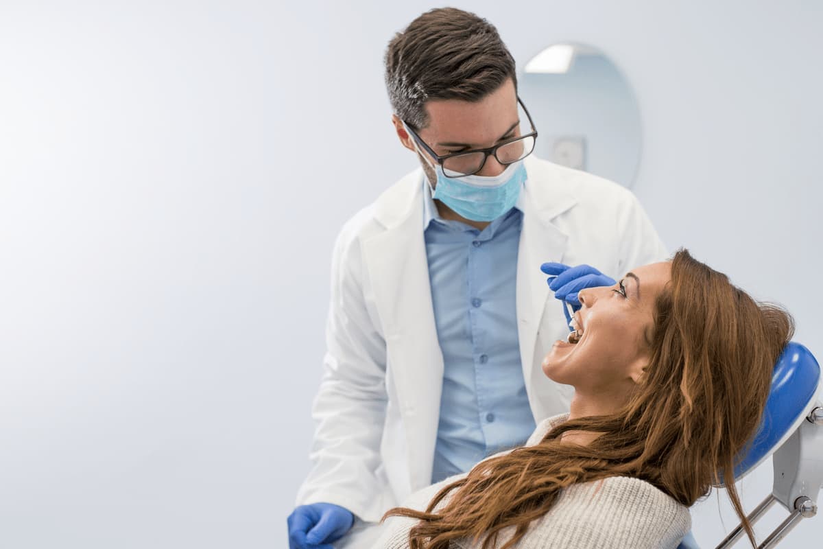 Toothache Abscess Home Remedies: What Can Help Safely?