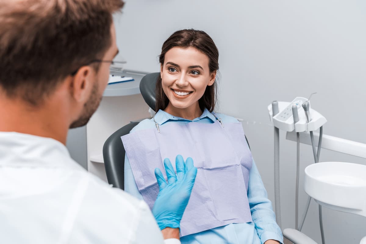 How Does Composite Bonding Compare With Dental Contouring?